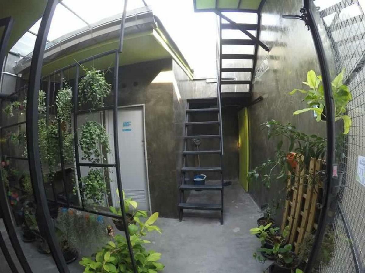 Hometown Hostel Samut Songkhram Zimmer foto